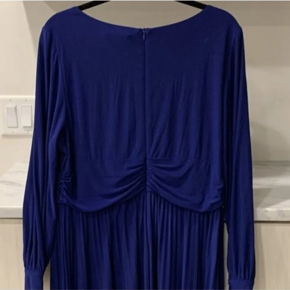 NWOT Jessica Howard Accordion Pleat Royal Blue Dress